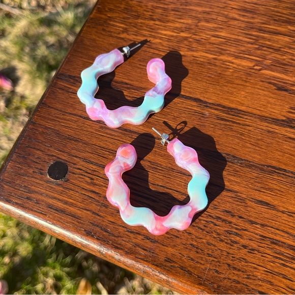 Handmade Y2K Open Hoop Earrings - Picture 6 of 16